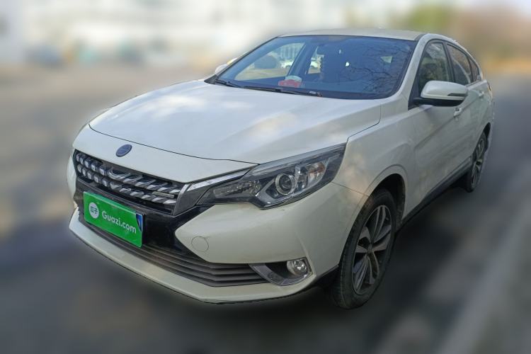 Used Venucia T90 2017 2.0L Manual Fashion Edition