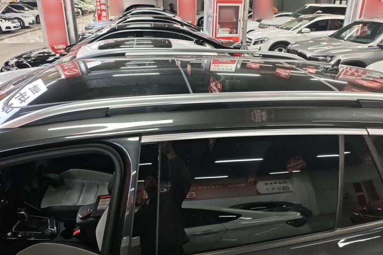 Used Volkswagen Tayron 2021 380TSI All-Wheel Drive R-Line Connected Version
