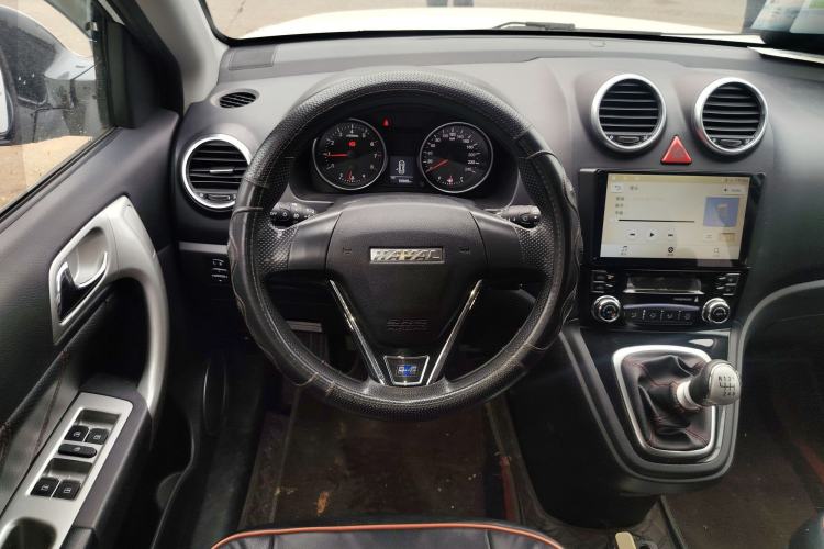 Used Haval H6 2016 Upgraded Model 1.5T Manual Two-Wheel Drive Value Edition