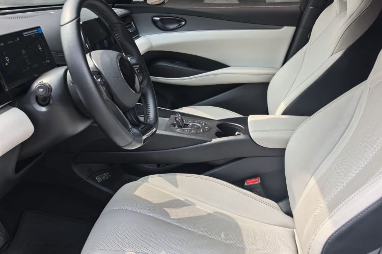 Used BYD Seal 06 New Energy 2024 DM-i 80KM Luxury Model Interior 2