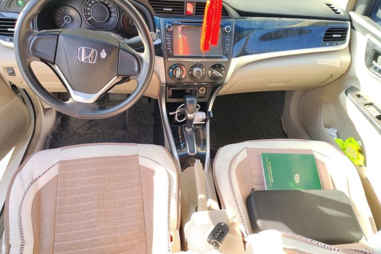 Used Honda Crider 2013 1.8L automatic comfort version
