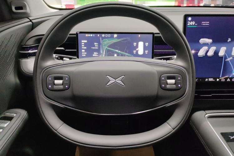 Used XPeng G6 2025 625 Long-Range Max Flagship Edition Steering Wheel