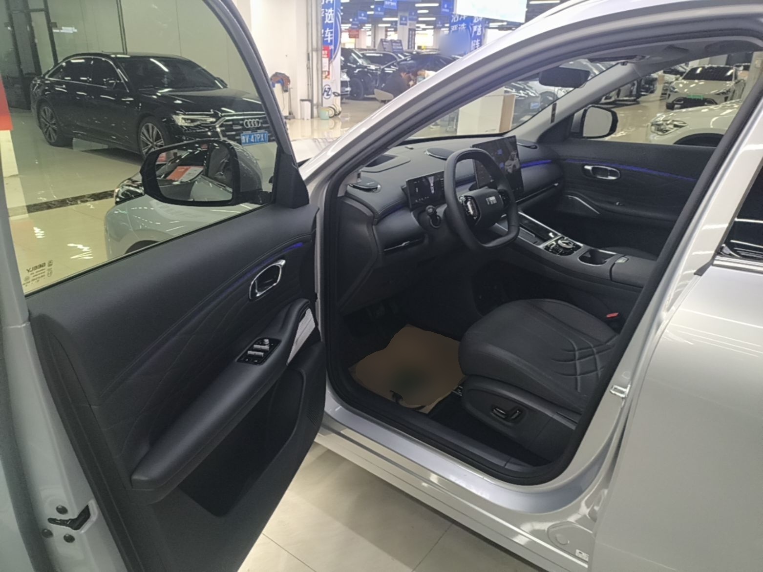 Geely Galaxy Xingjian 7 EM-i 2026 Model 135km Starship Version — снимка 18