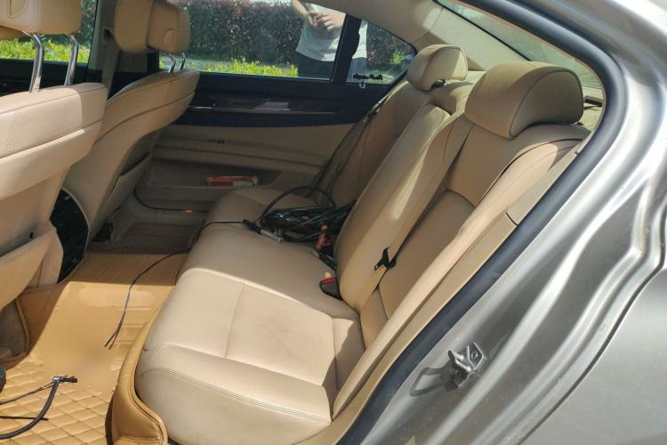 Used BMW 7 Series 2011 730Li Elegant Model
