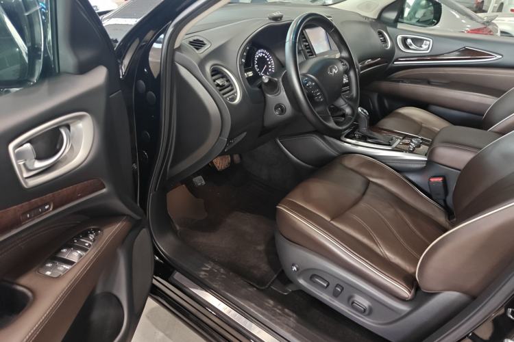 Used Infiniti QX60 2018 2.5 S/C Hybrid Two-Wheel-Drive Excellence Edition China VI Standard Driver Seat