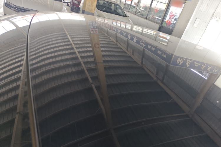 Used XPeng P7 2022 625E Roof