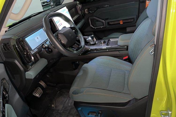 Used JETOUR Traveler 2023 2.0T Four-Wheel Drive Conqueror
