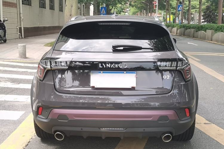 Used Lynk & Co 02 2022 1.5T DCT Shine Pro Exterior 3