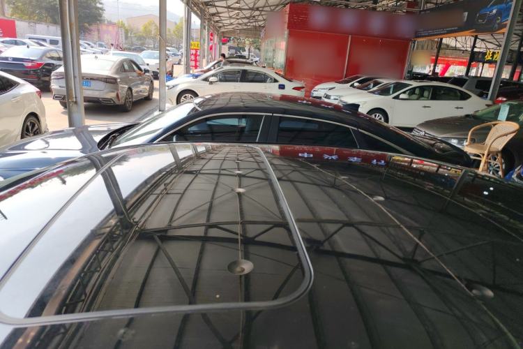 Used Venucia D60 2019 1.6L XL CVT SmartConnect Elite Edition (ISS)