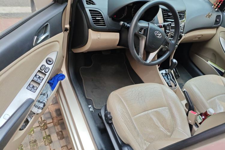 Used Hyundai Verna (older generation) 2014 1.6L Automatic Leading-Edge GLX
