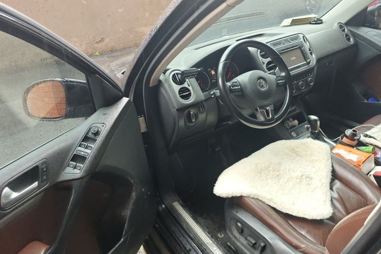 Used Volkswagen Tiguan 2015 1.8TSI Automatic All-Wheel-Drive Luxury Model Driver Seat