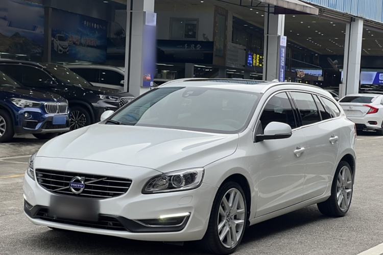 Used Volvo V60 2017 T5 Zhiyi Edition China V Standard