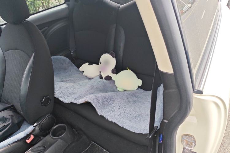 Used MINI 2011 1.6L COOPER Fun Left Rear Seat