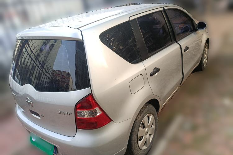Used Nissan Livina 2010 Jingyue Edition 1.6L Manual All-Around Model