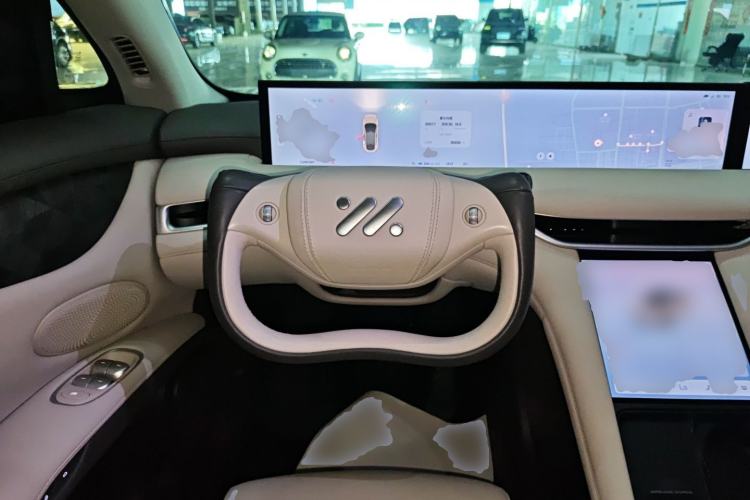 Used IM LS6 2023 Max Standard Edition Steering Wheel