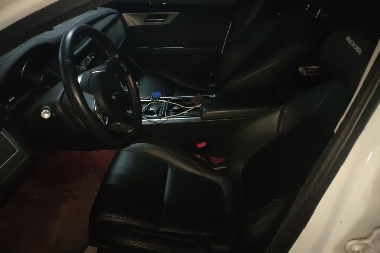 Used Jaguar XFL 2020 XFL 2.0T P200 Two-Wheel-Drive Windflower Edition
