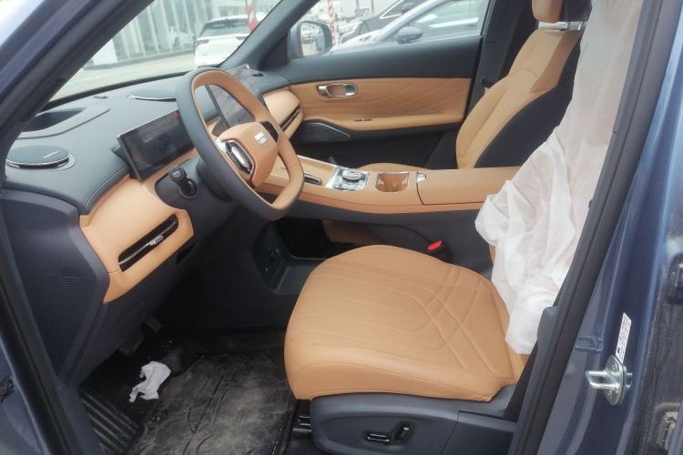 Used Geely Galaxy Galaxy Xingjian 7 EM-i 2025 120km Flagship Edition
