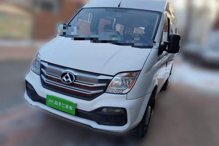 Used SAIC MAXUS Xintu V80 2018 2.5T AMT Aoyuntong Short Wheelbase Mid-Roof 5-6 Seater