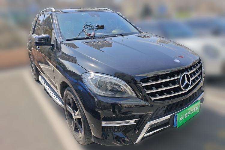 Used Mercedes-Benz M-Class 2012 ML 350 Sport Edition Front Right 45 Deg