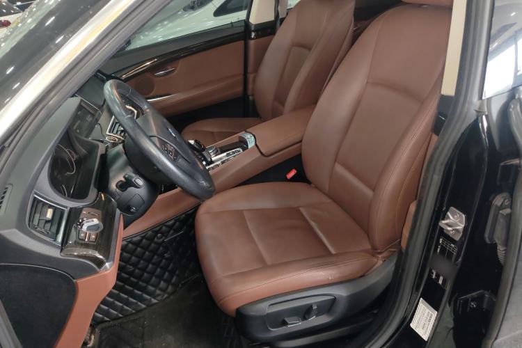 Used BMW 5 Series GT 2017 528i Leading Model