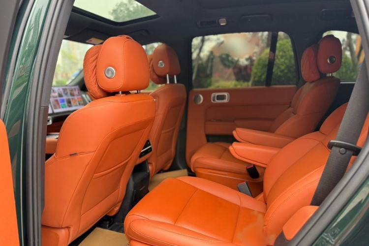 Used Li Auto L8 2023 Pro Model
