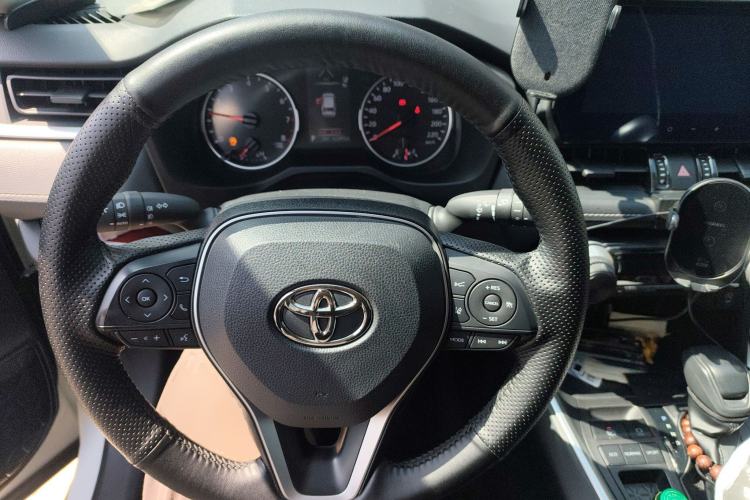 Used Toyota RAV4 2023 2.0L CVT Two-Wheel Drive Urban Edition
