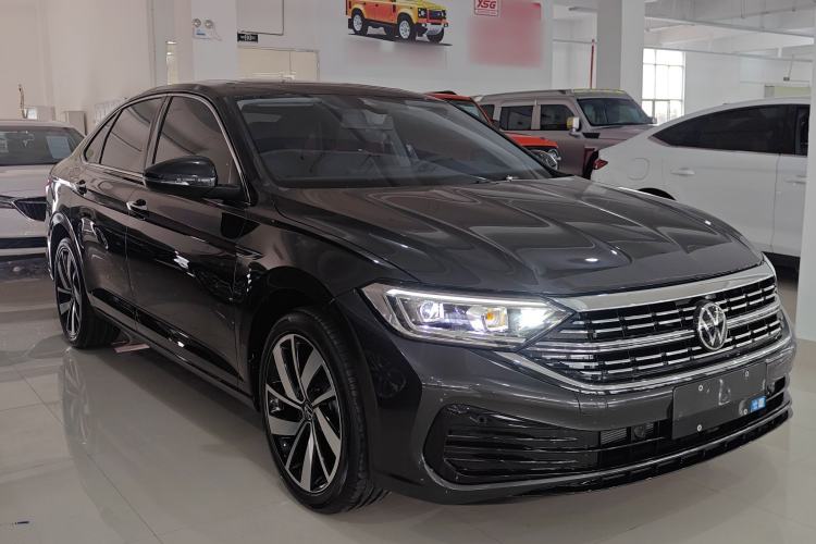 Used Volkswagen Sagitar 2025 Revised 300TSI DSG Excellence Edition