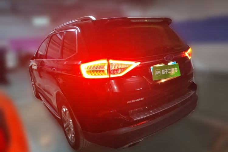 Used Ford Edge 2015 2.0T GTDi Two-Wheel-Drive High-Line Version