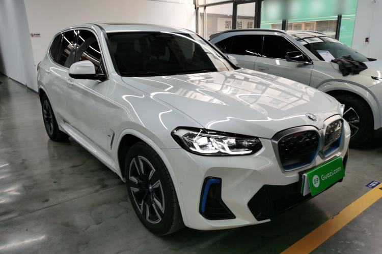 Used BMW iX3 2022 Leading Model
