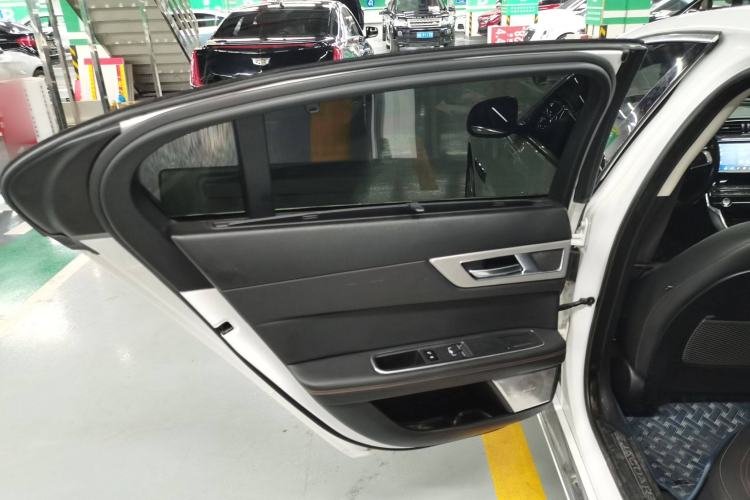 Used Jaguar XEL 2019 2.0T 250 PS Premium Edition