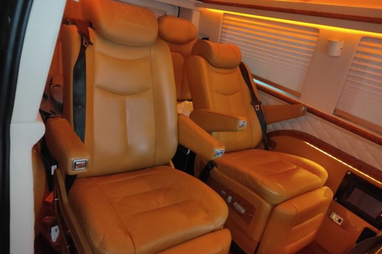 Used Mercedes-Benz Vito 2013 3.0L Elite Edition Left Rear Seat