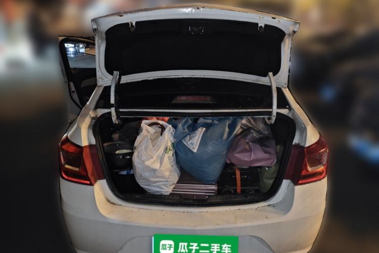 Used Chevrolet Cruze 2015 1.5L Classic SL MT Trunk