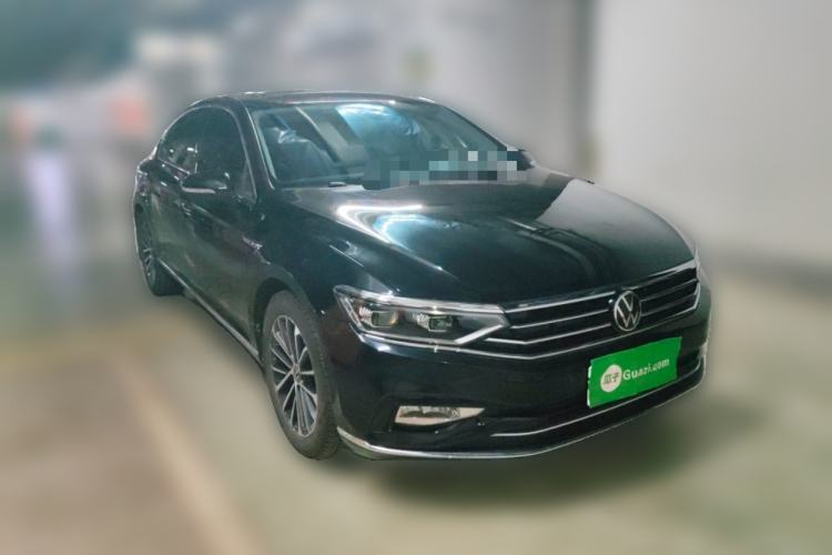 Used Volkswagen Magotan 2020 380TSI DSG Luxury Version Front Right 45 Deg