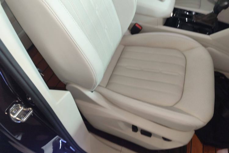 Used Volkswagen Viloran 2020 330TSI Luxury Edition