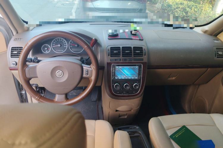 Used Buick GL8 2014 2.4L Comfort Edition
