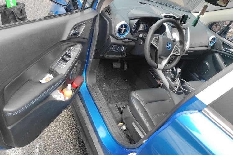 Used BYD Yuan New Energy 2018 EV360 Smart Connected Cool Model Driver Seat