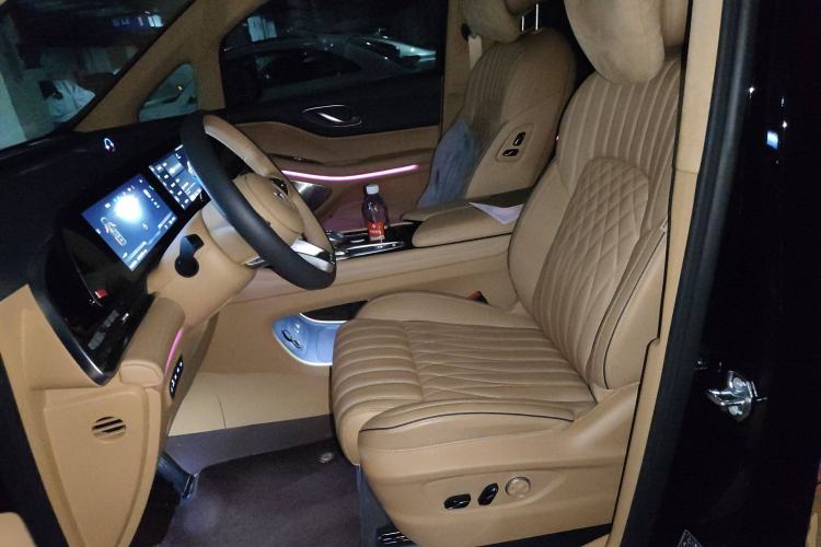 Used VOYAH Dream 2024 PHEV Ultra-Long Range Flagship Edition