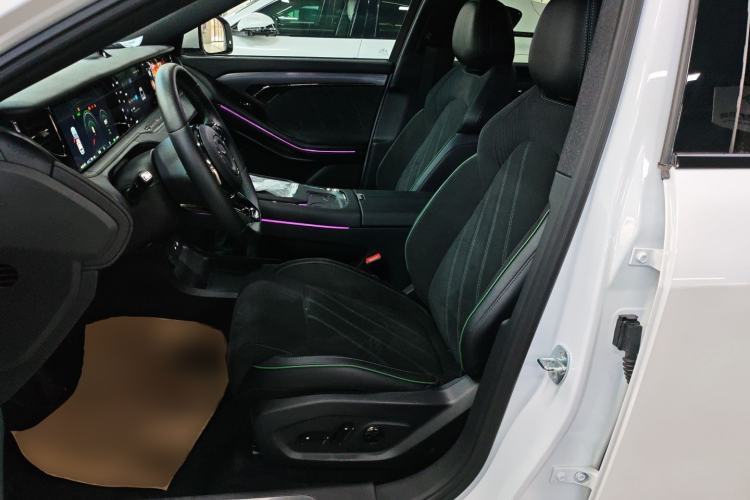 Used VOYAH FREE 2025 318 318 km Rear-Drive Touring Edition
