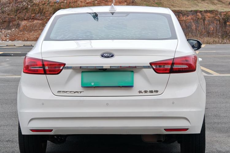 Used Ford Escort 2017 Happiness Edition 1.5L Automatic Fashion Version
