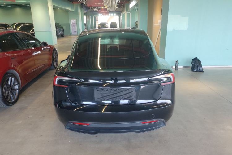 Used Tesla Model 3 2023 Long-Range All-Wheel-Drive Version