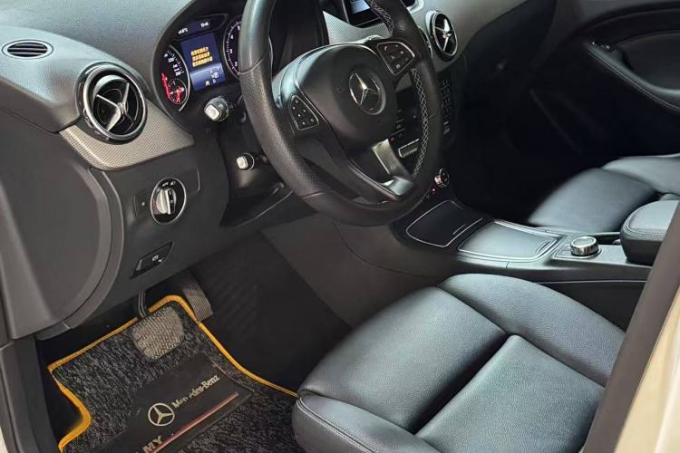 Used Mercedes-Benz B-Class 2017 B 200 Fashion Model