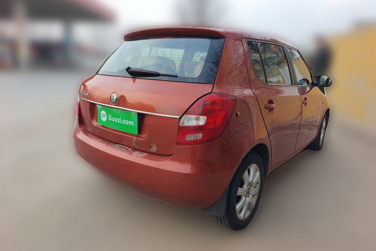 Used Skoda Fabia 2011 1.4L Manual Crystal Edition Rear Right 45 Deg