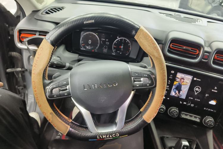 Used Lynk & Co 02 2019 1.5T DCT Two-Wheel Drive Pro Edition China VI Standard
