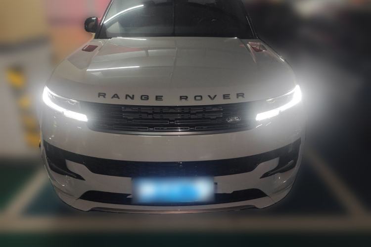 Used Land Rover Range Sport 2024 400PS Dynamic SE Front