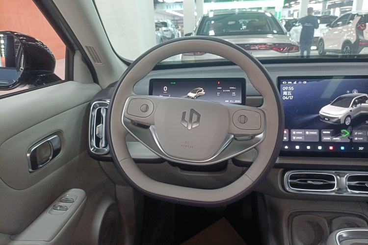 Used Leapmotor B10 2025 510 LiDAR Version Steering Wheel