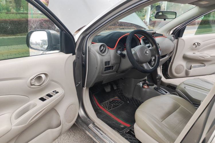 Used Nissan Sunny 2011 1.5XE CVT Comfort Edition Driver Seat