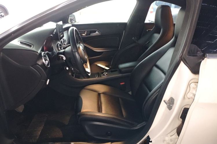 Used Mercedes-Benz CLA 2017 Facelifted CLA 200 Stylish Edition Left Front Seat