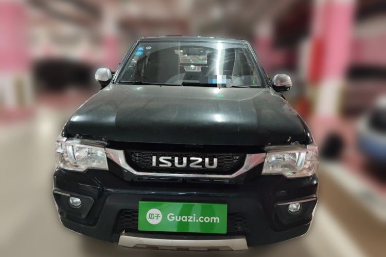 Used Isuzu Pickup 2015 3.0T Two-Wheel Drive 4KH1CT
