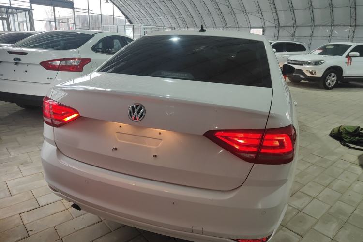 Used Volkswagen Lavida 2017 1.6L Automatic Fashion Edition