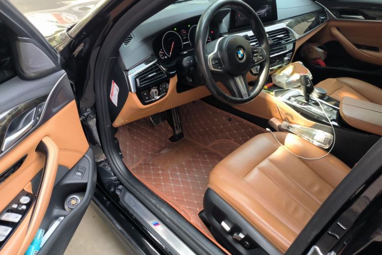 Used BMW 5 Series 2019 530Li Leading Model M Sport Package
